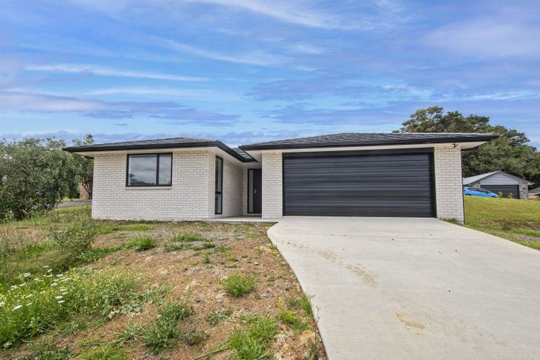 Photo of property in 3 Royal St Annes Drive, Te Kamo, Whangarei, 0112