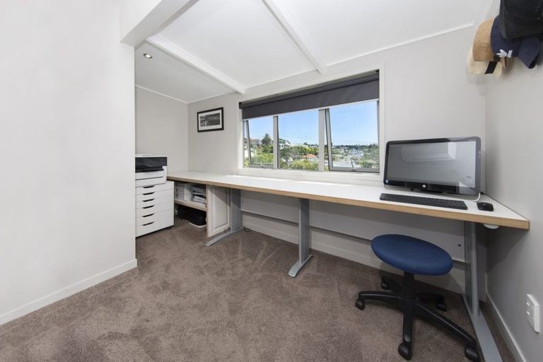 Photo of property in 91 Princes Street, Northcote Point, Auckland, 0627