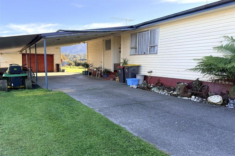 Photo of property in 30 Brodie Street, Blackball, 7804