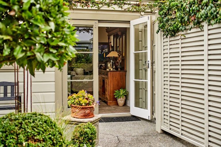 Photo of property in 93 Constable Street, Newtown, Wellington, 6021