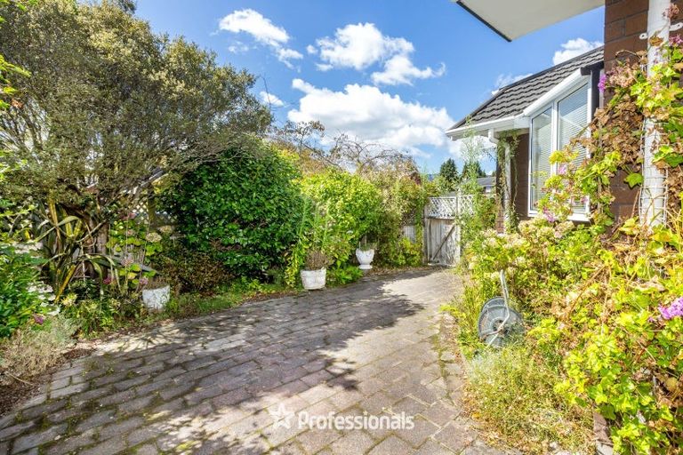 Photo of property in 4f1- Comeskey Grove, Elderslea, Upper Hutt, 5018