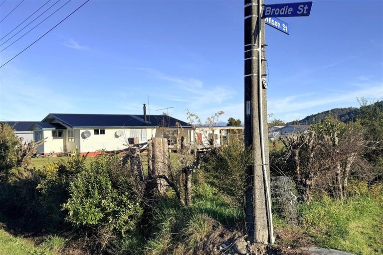 Photo of property in 30 Brodie Street, Blackball, 7804