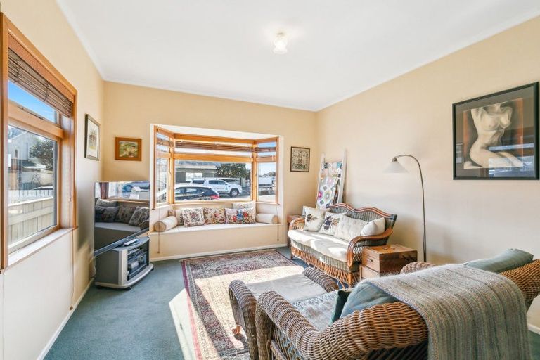 Photo of property in 93 Apu Crescent, Lyall Bay, Wellington, 6022