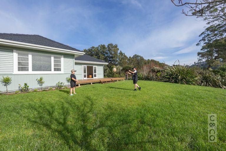 Photo of property in 29 Cambridge Road, Riverhead, 0820