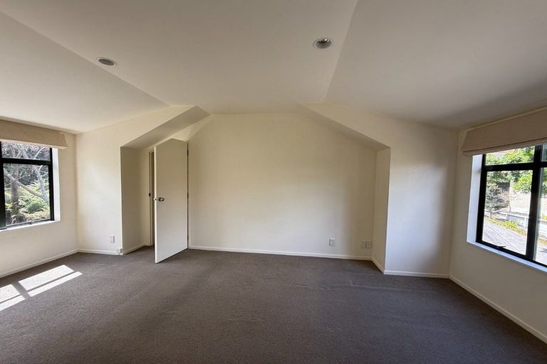 Photo of property in 2/119 Ocean View Road, Hillcrest, Auckland, 0627