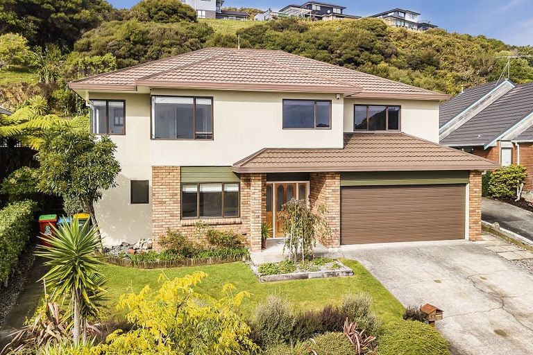 Photo of property in 37 Spyglass Lane, Whitby, Porirua, 5024