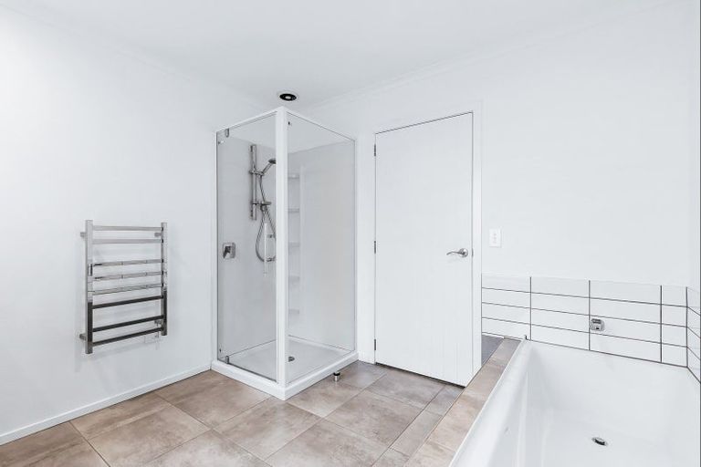 Photo of property in 28 Bastille Court, Rangatira Park, Taupo, 3330