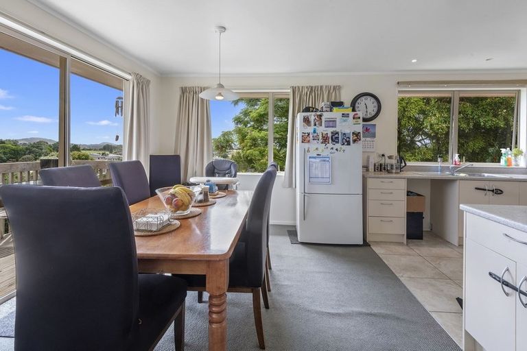 Photo of property in 13a Granfield Place, Te Kamo, Whangarei, 0112