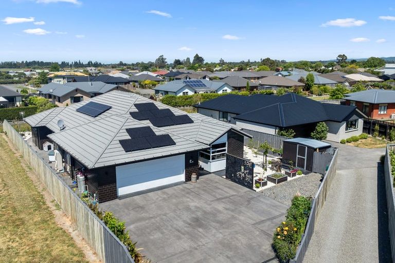 Photo of property in 14 Deans Place, Amberley, 7410