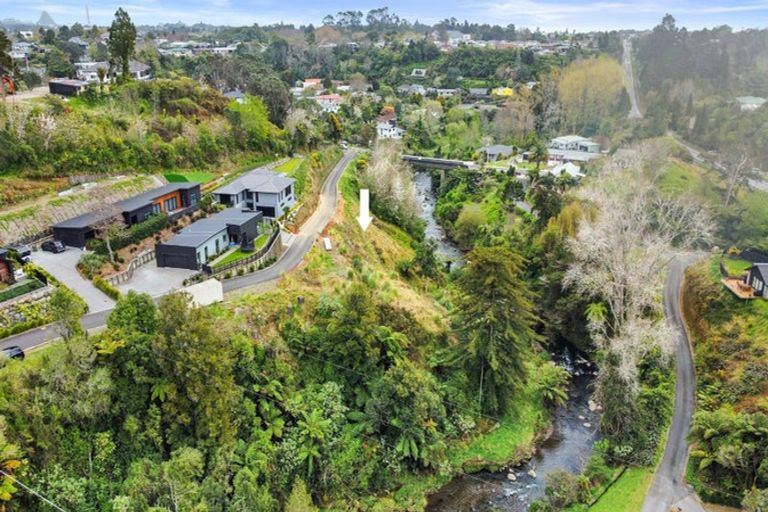 Photo of property in 3 Orite Drive, Welbourn, New Plymouth, 4310