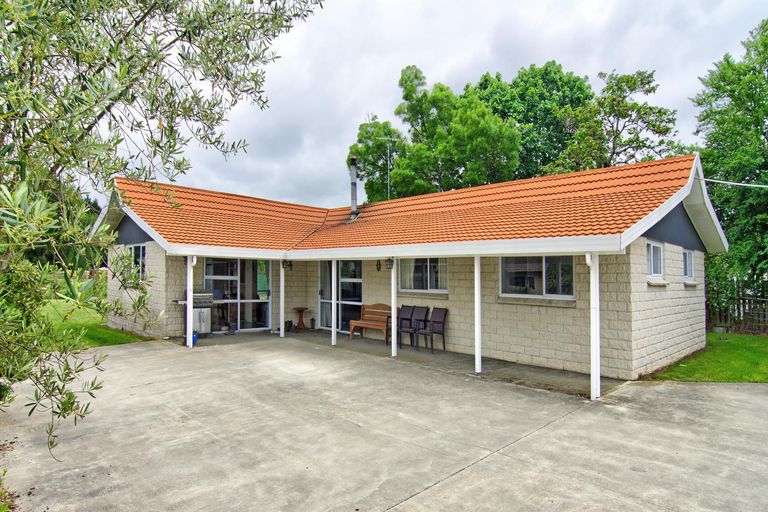 Photo of property in 476 High Street South, Carterton, 5713