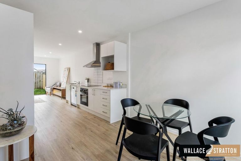 Photo of property in 148 Mcleod Road, Te Atatu South, Auckland, 0610