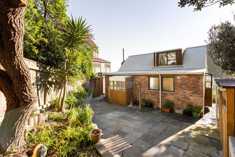 Photo of property in 2b Happy Valley Road, Owhiro Bay, Wellington, 6023