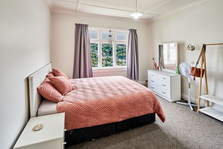 Photo of property in 132-136 Washington Avenue, Brooklyn, Wellington, 6021