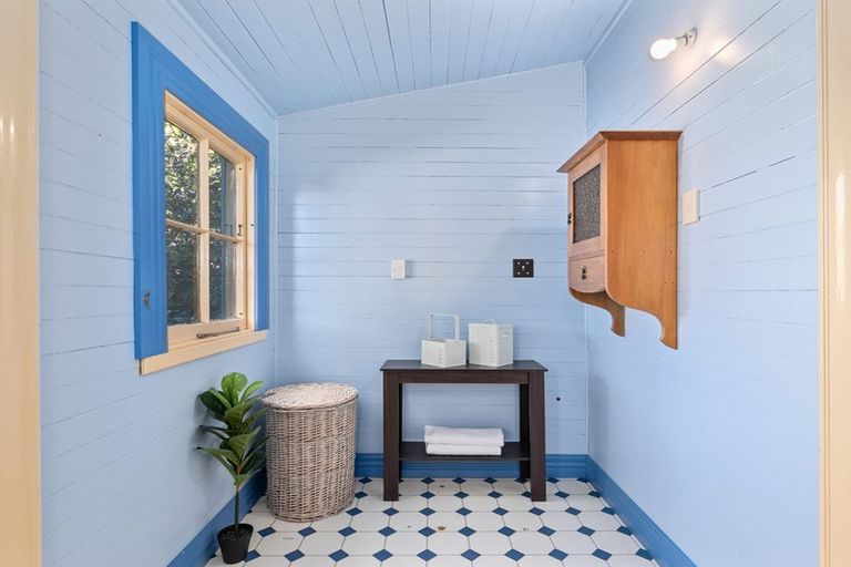 Photo of property in 35 Dillon Street, Blenheim, 7201