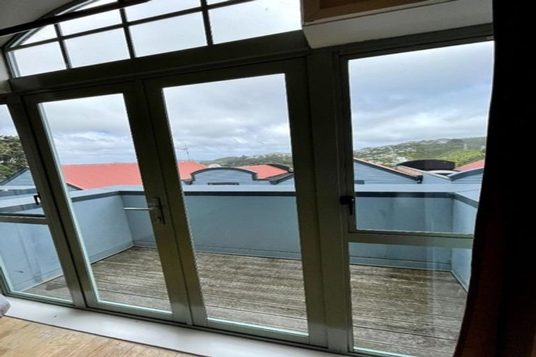 Photo of property in 12/93a Kelburn Parade, Kelburn, Wellington, 6012