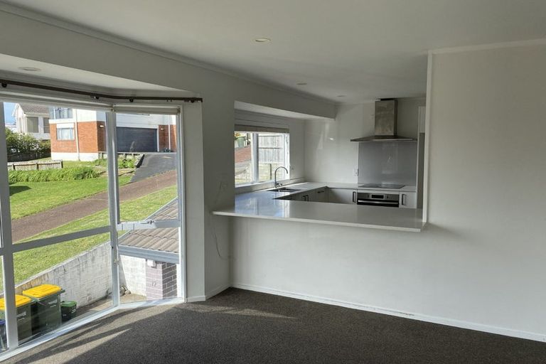 Photo of property in 12 Alice Place, Hillcrest, Auckland, 0627