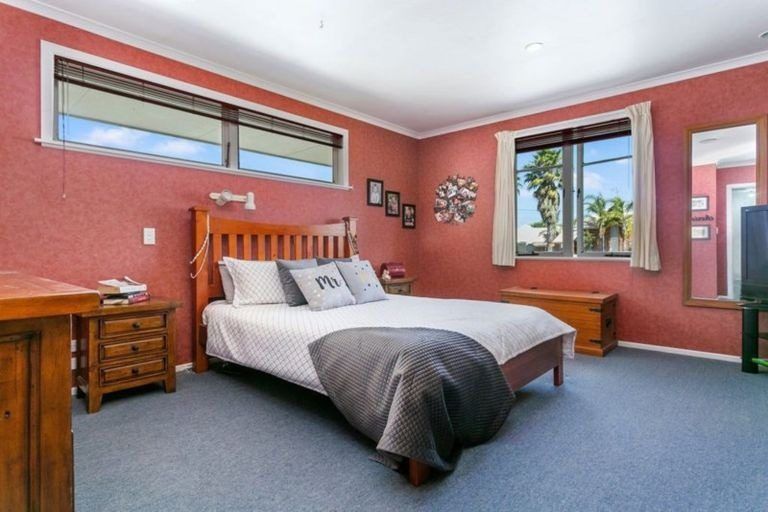 Photo of property in 6 Queen Street, Cambridge, 3434