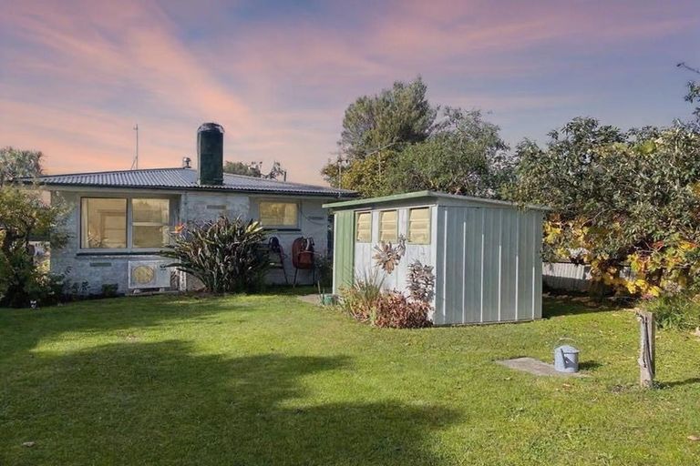 Photo of property in 15 Morris Road, Amberley, 7410