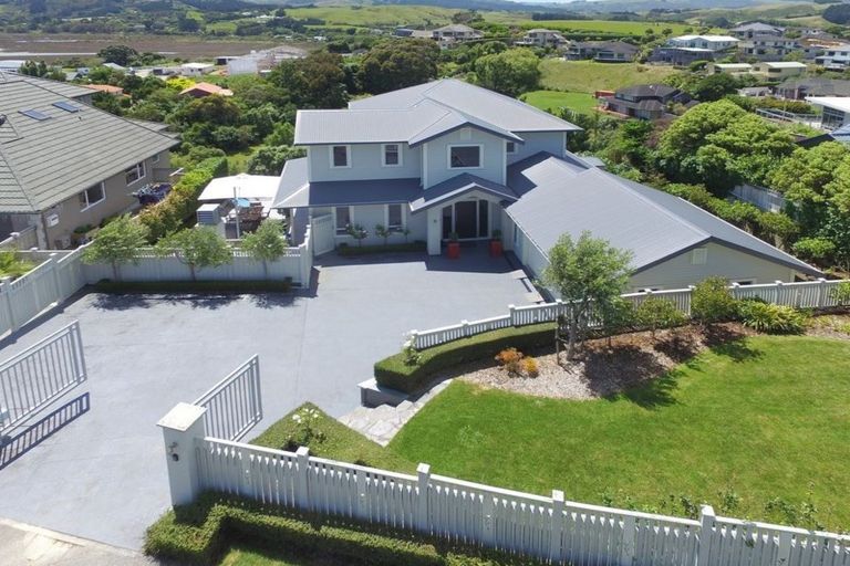 Photo of property in 79 The Masthead, Whitby, Porirua, 5024