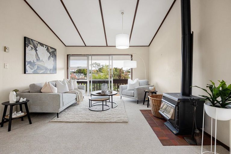 Photo of property in 33 Garthwood Road, Hillcrest, Hamilton, 3216