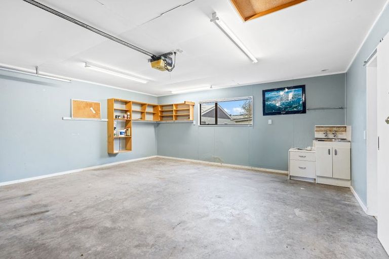 Photo of property in 50 Kahukura Avenue, Waitarere Beach, Levin, 5510