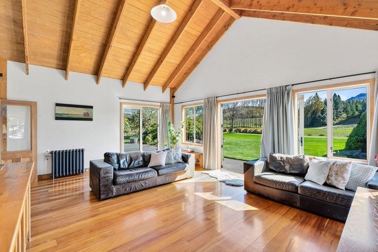 Photo of property in 99 Dublin Bay Road, Albert Town, Wanaka, 9382