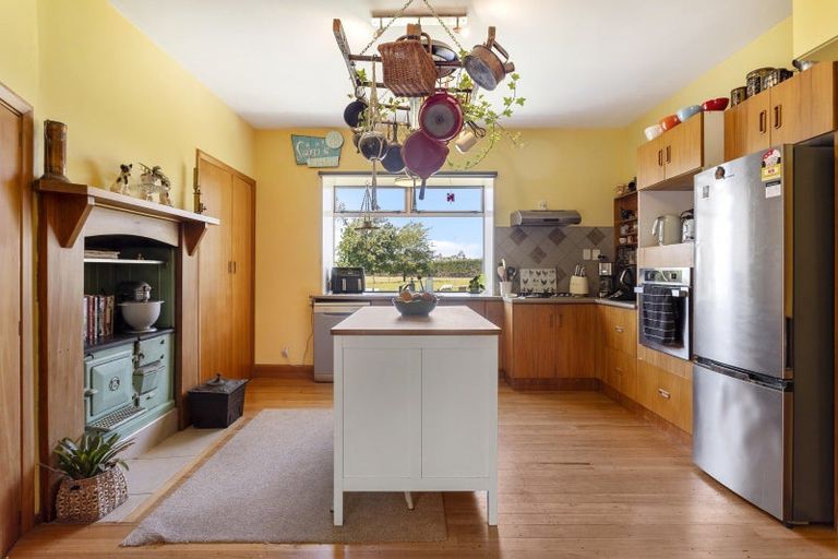 Photo of property in 189 Leithfield Road, Leithfield, Amberley, 7481