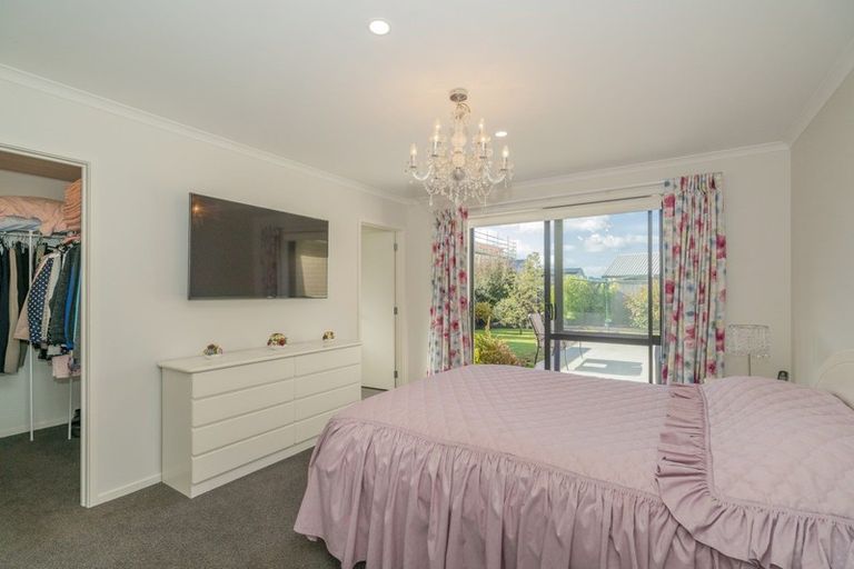 Photo of property in 2 Debenham Drive, Whitianga, 3510