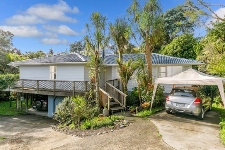 Photo of property in 42 Infidel Place, Torbay, Auckland, 0630