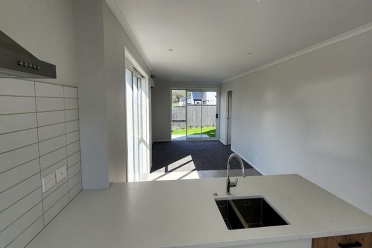 Photo of property in 16 Talus Drive, Ramarama, 2579