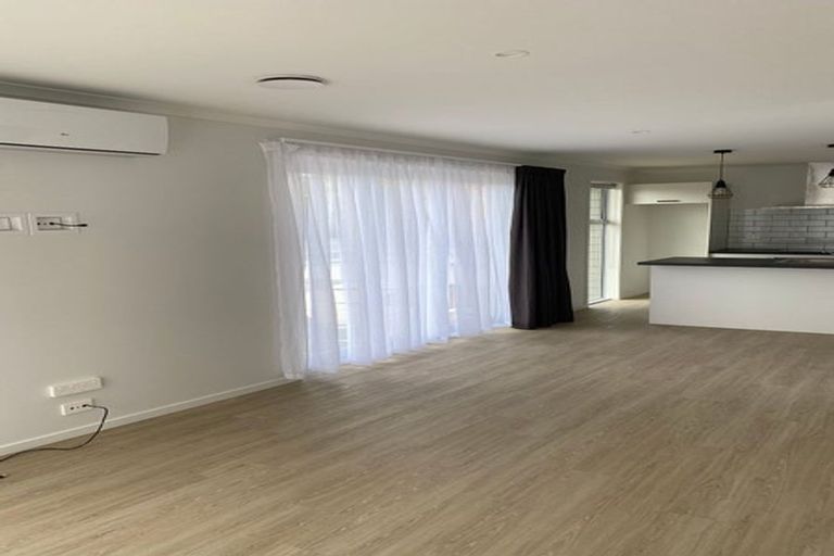 Photo of property in 21 Hillcrest Road, Hillcrest, Hamilton, 3216