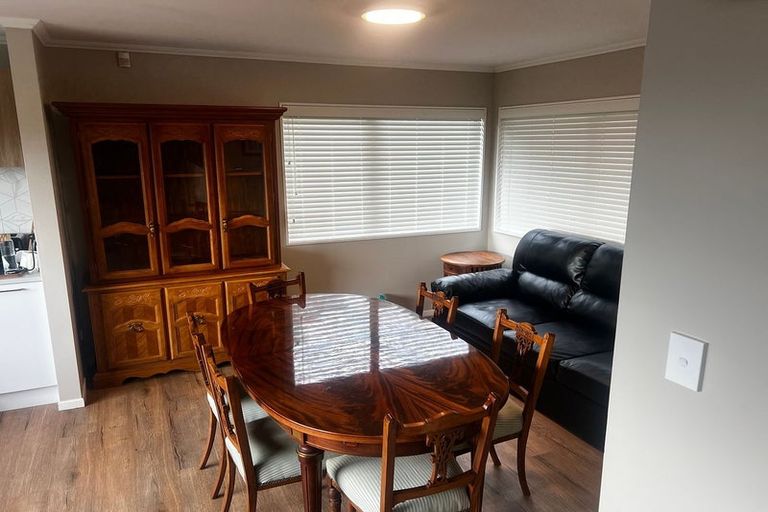 Photo of property in 9 Birdwood Street, Karori, Wellington, 6012