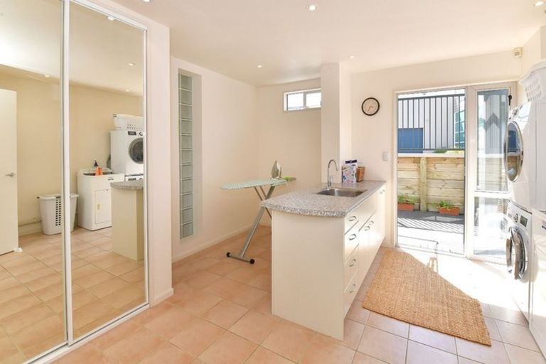 Photo of property in 44 Marellen Drive, Red Beach, 0932