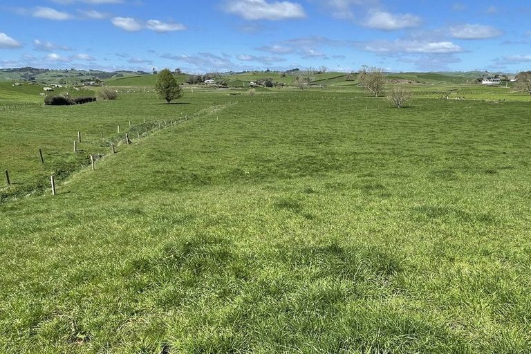 Photo of property in 66 Reid Road, Ngahinapouri, Ohaupo, 3882