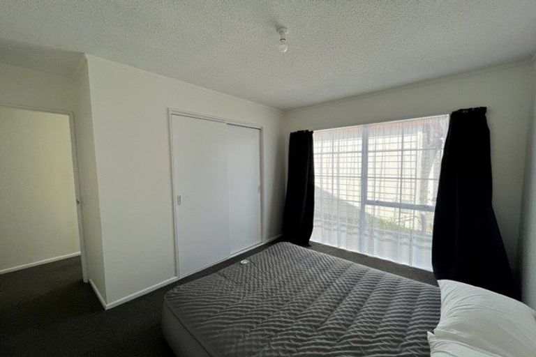 Photo of property in 9/169 Whites Line East, Waiwhetu, Lower Hutt, 5010