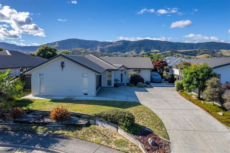 Photo of property in 34 Kendall View, Stoke, Nelson, 7011