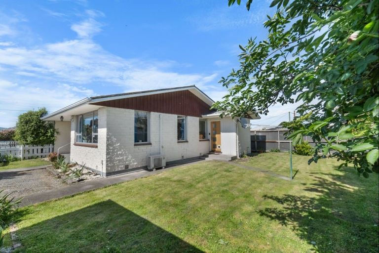 Photo of property in 90 Springs Road, Hornby, Christchurch, 8042