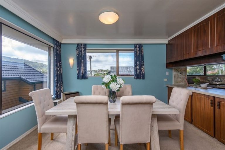 Photo of property in 3 Chamberlain Road, Karori, Wellington, 6012