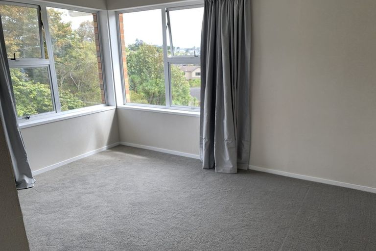 Photo of property in 53 Marellen Drive, Red Beach, 0932