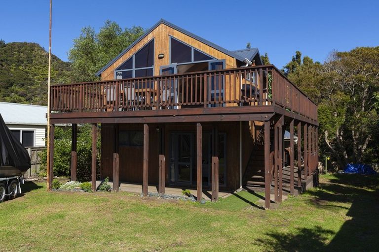 Photo of property in 43 Mako Street, Taupo Bay, Mangonui, 0494