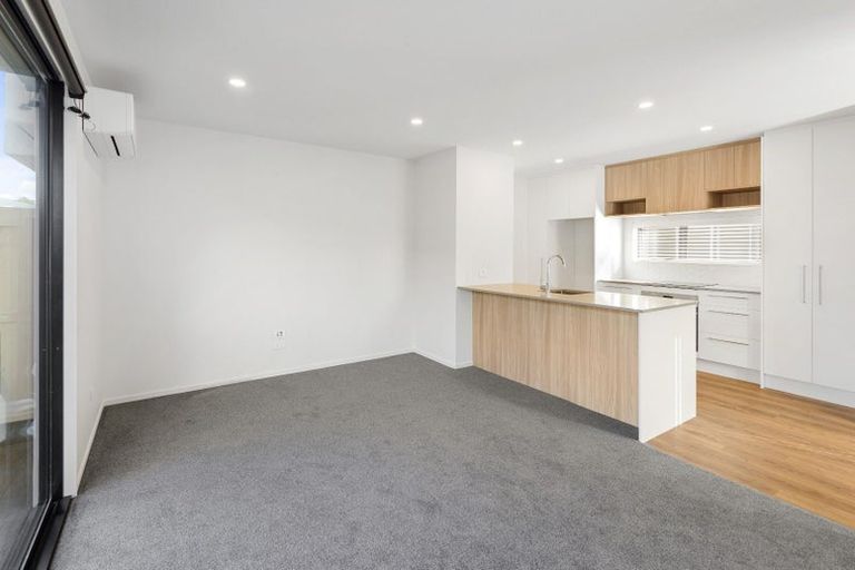 Photo of property in 1/404 Armagh Street, Linwood, Christchurch, 8011