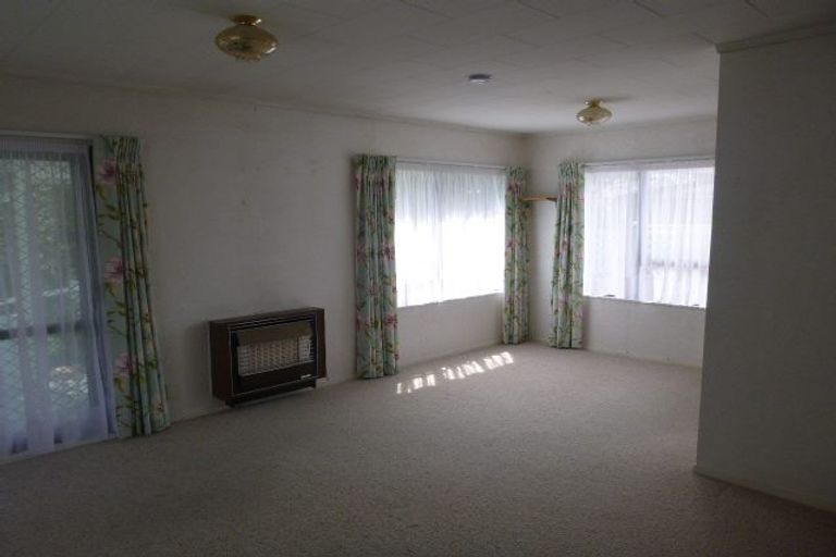 Photo of property in 27 Fitzherbert Street, Alicetown, Lower Hutt, 5010