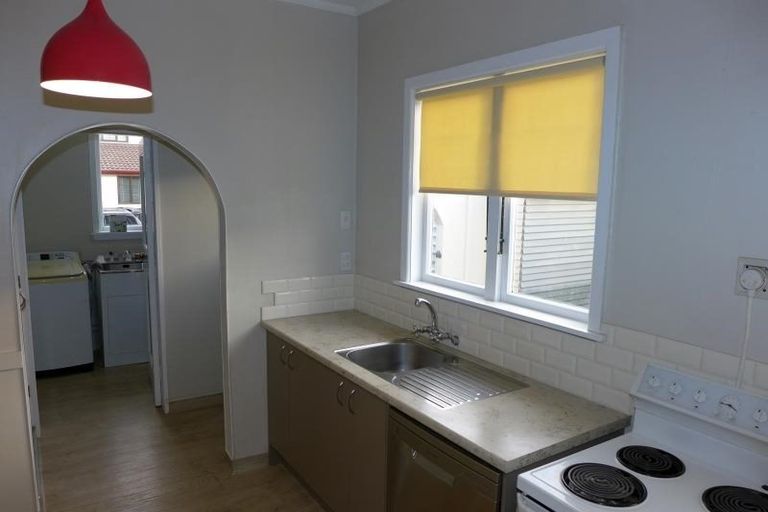 Photo of property in 66 Avondale Road, Taradale, Napier, 4112