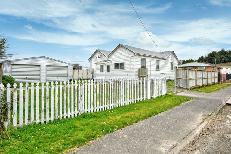 Photo of property in 2 Bangor Street, Mataura, 9712