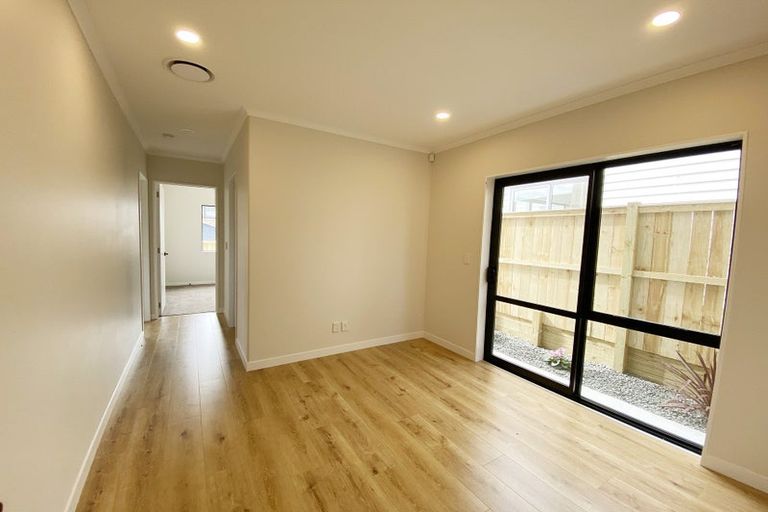 Photo of property in 2 Clonmany Road, Flat Bush, Auckland, 2019
