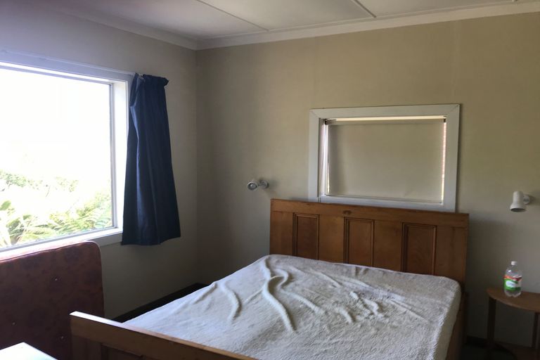Photo of property in 18 Frasers Road, Glenross, Dunedin, 9011