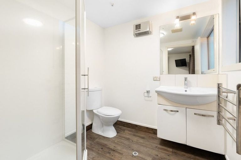 Photo of property in 61c Earls Road, Saint Clair, Dunedin, 9012