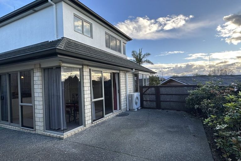 Photo of property in 13a Chevron Drive, Bellevue, Tauranga, 3110