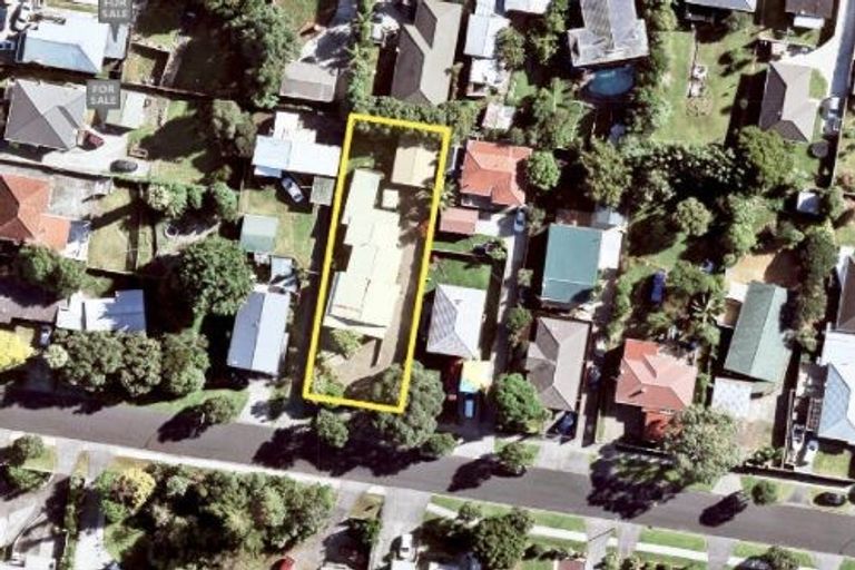 Photo of property in 17 Mcinnes Road, Weymouth, Auckland, 2103